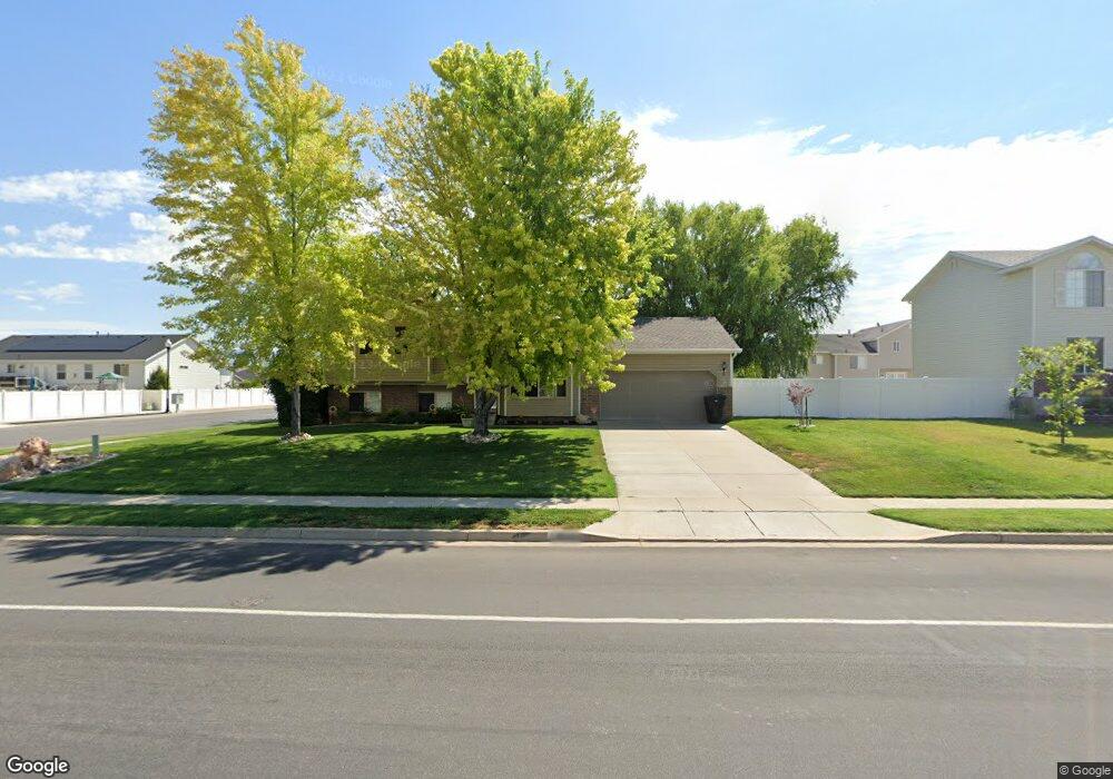 2034 N 1500 W, Clearfield, UT 84015 - photo 1