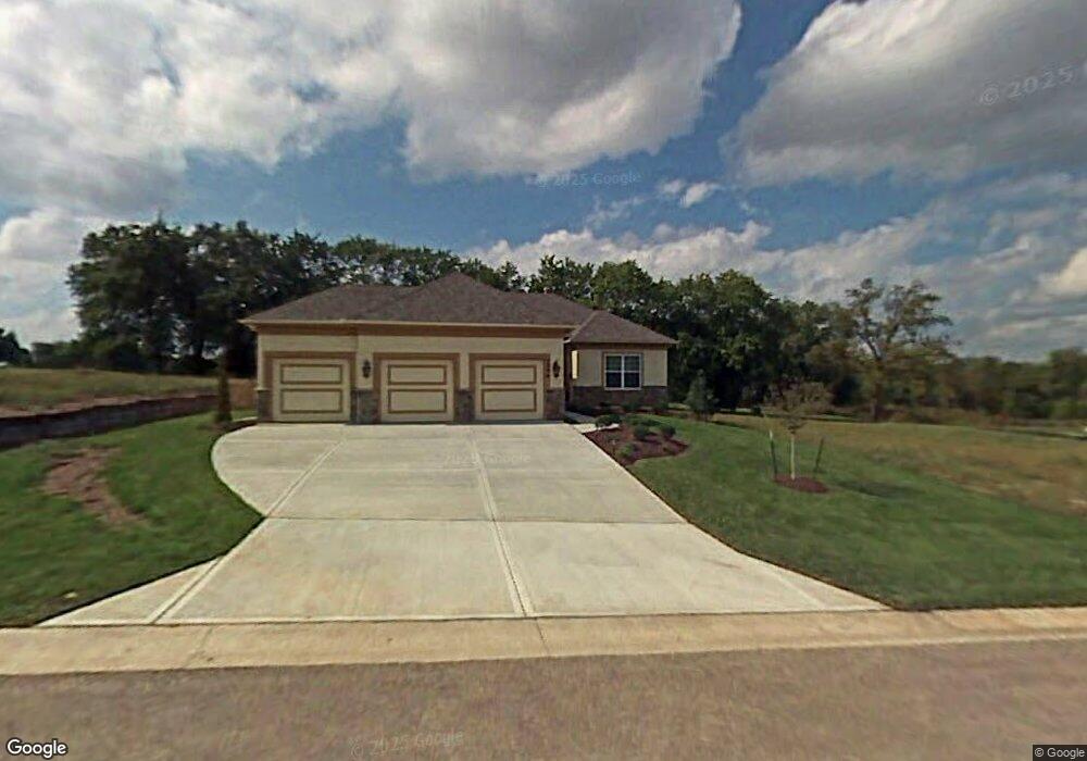5344 Mccormick Dr, Shawnee, KS 66226 - photo 1