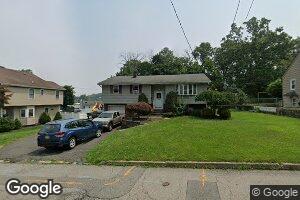 15 Center St, Netcong, NJ 07857
