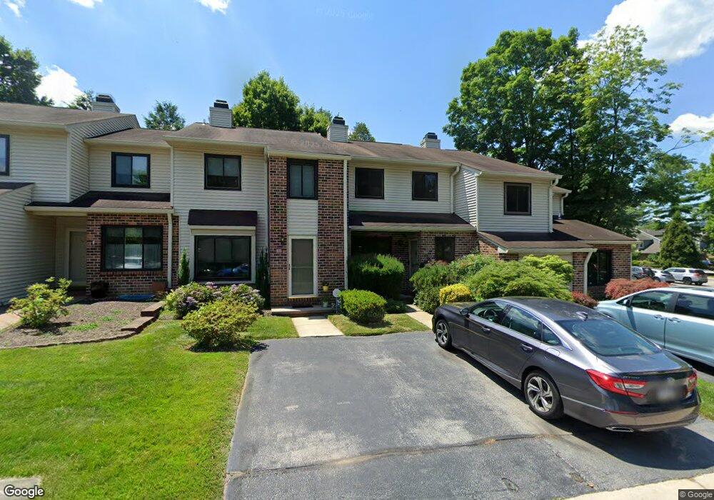 305 Hanover Ct, Chesterbrook, PA 19087 - photo 1