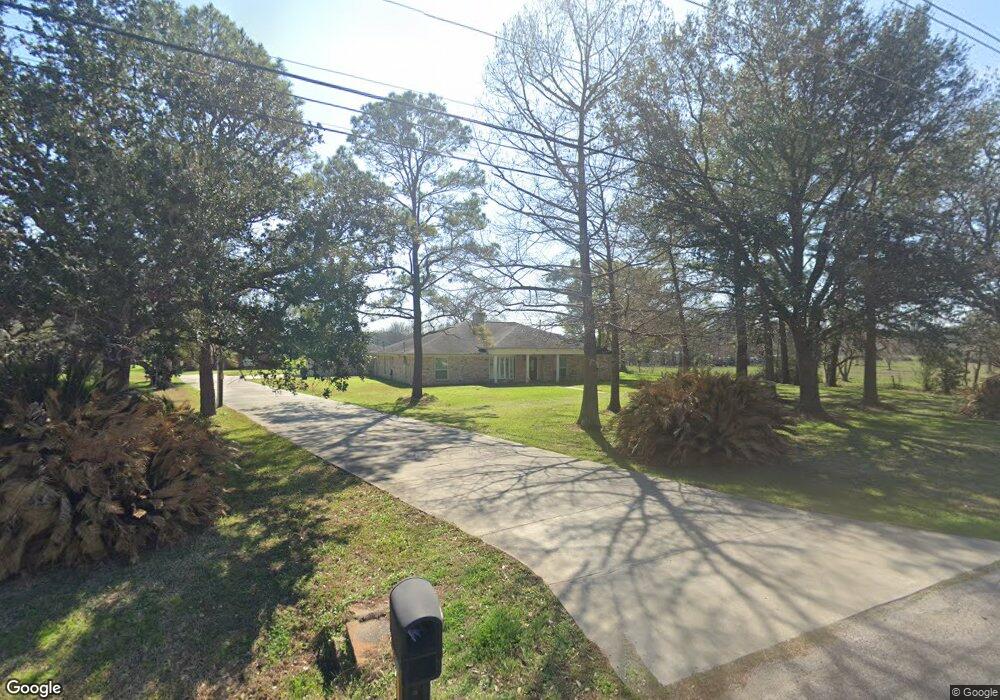 2240 Cardinal Dr, Alvin, TX 77511 - photo 1