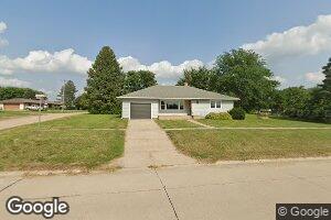 511 N 3rd St, Plainview, NE 68769
