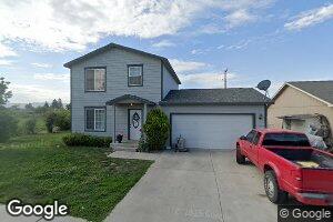 813 Skylstad St, Mabton, WA 98935