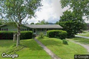 1387 Pleasant St, West Rutland, VT 05777
