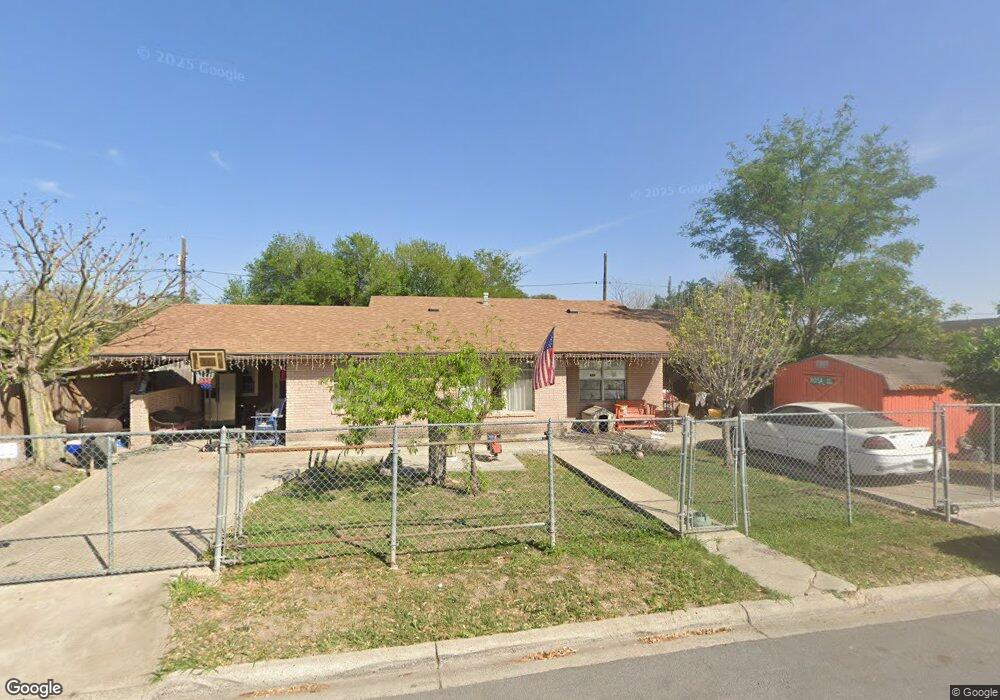 1020 N Cypress St, Pharr, TX 78577 - photo 1