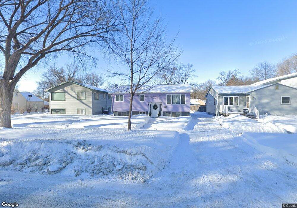 1315 14 1 2 St S, Fargo, ND 58103 - photo 1