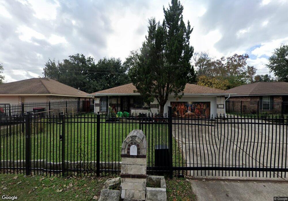 1303 Green Trail Dr, Houston, TX 77038 - photo 1