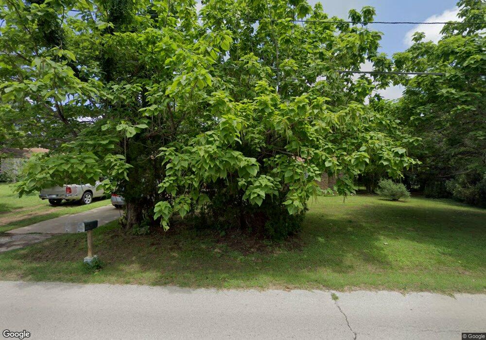 1519 3rd Ave NE, Ardmore, OK 73401 - photo 1