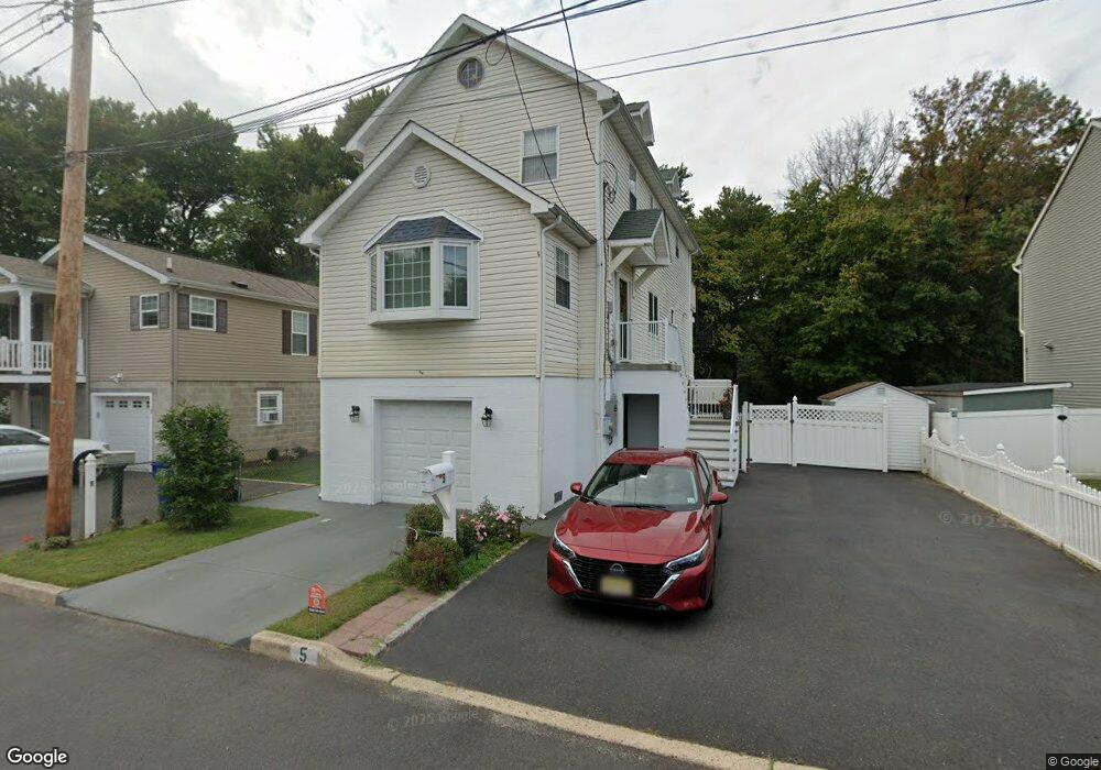 5 Briarcliff Place, Port Monmouth, NJ 07758 - photo 1