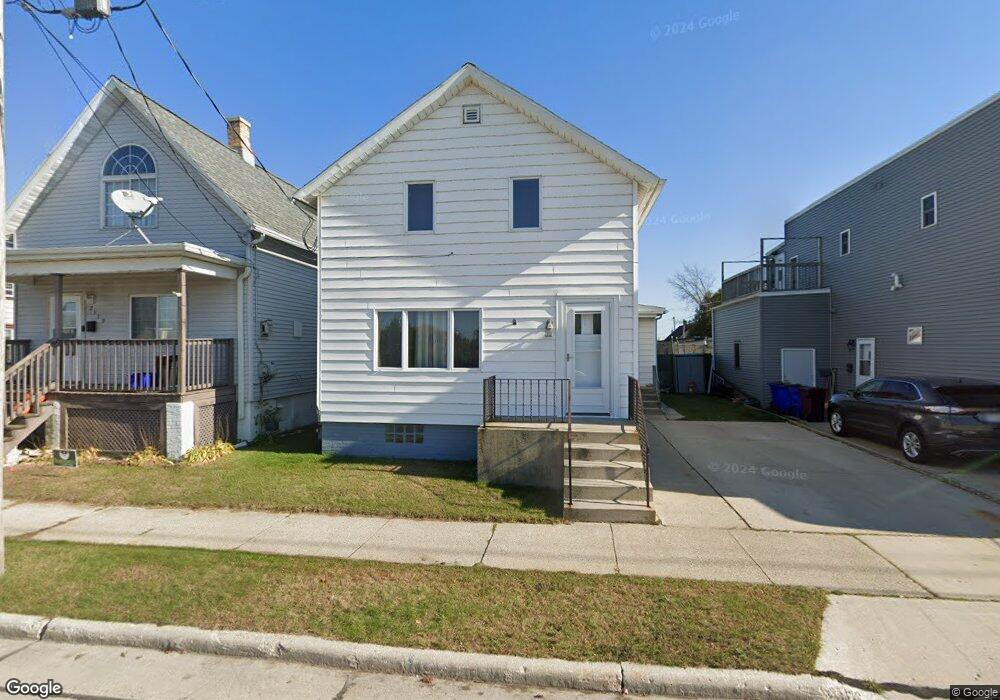 2117 Jefferson St, Two Rivers, WI 54241 - photo 1