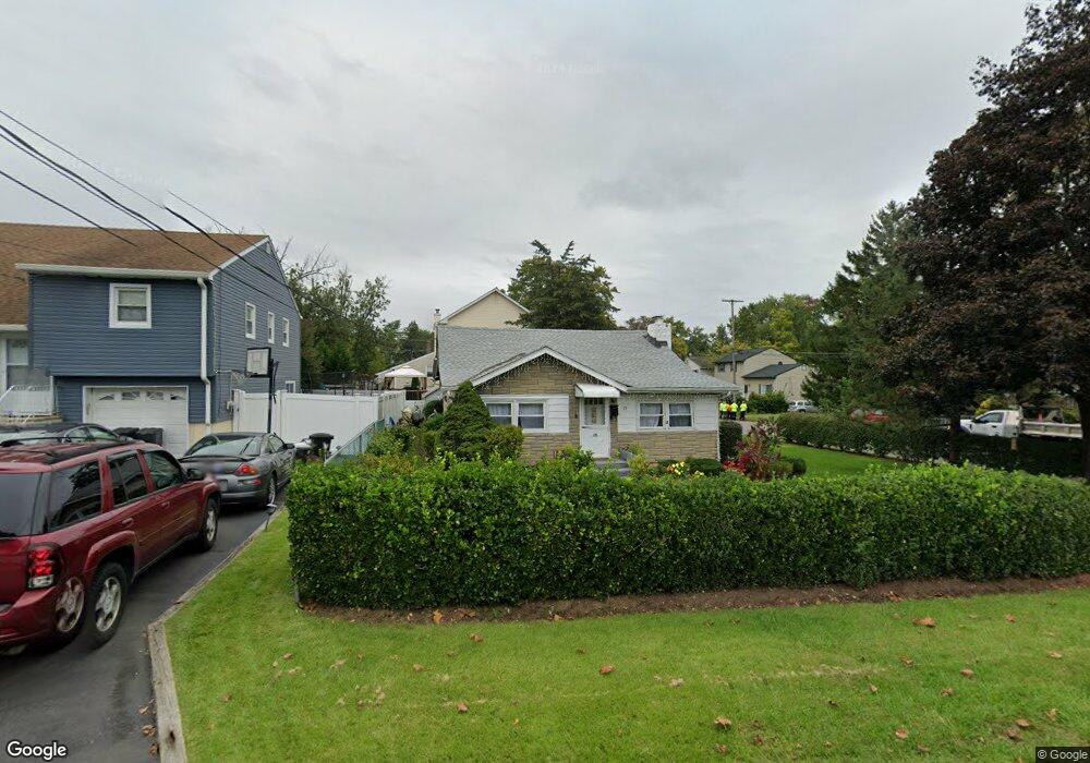 15 Minnehaha Blvd, Lake Hiawatha, NJ 07034 - photo 1