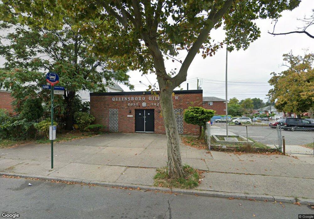 13606 Horace Harding Expy unit 1st Fl, Flushing, NY 11367 - photo 1