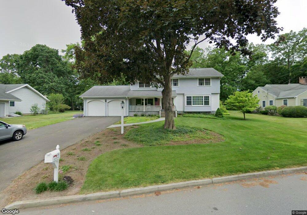 261 Ferncliff Rd, Fairfield, CT 06825 - photo 1