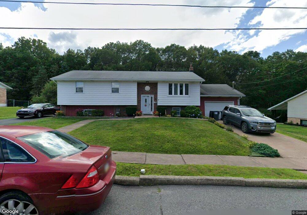 10 Cedar St, McAdoo, PA 18237 - photo 1