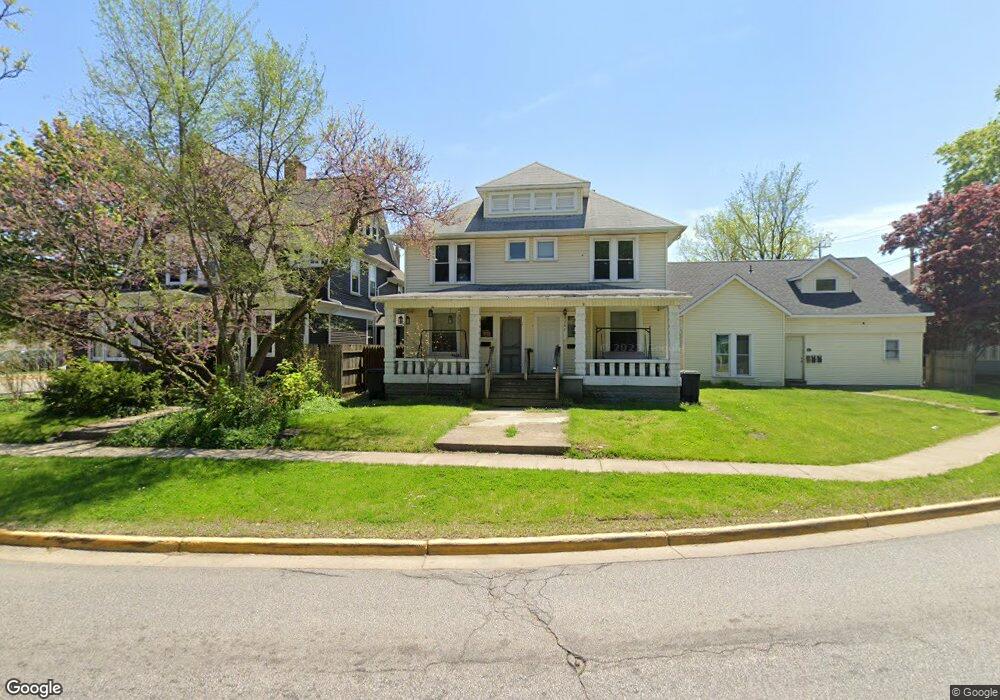 305 W Jackson Blvd, Elkhart, IN 46516 - photo 1