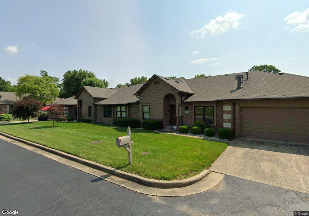 8935 Stonegate Rd, Indianapolis, IN 46227 - photo 1