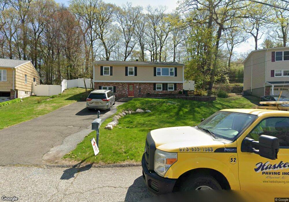 8 Aspen Rd, Ringwood, NJ 07456 - photo 1