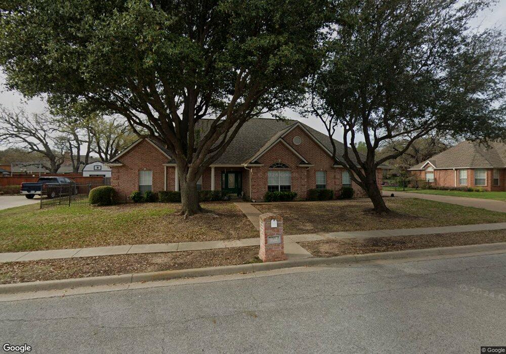 2004 Maplewood Dr, Weatherford, TX 76087 - photo 1