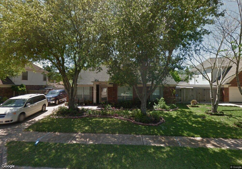 3908 Hazelwood Dr, Pearland, TX 77584 - photo 1