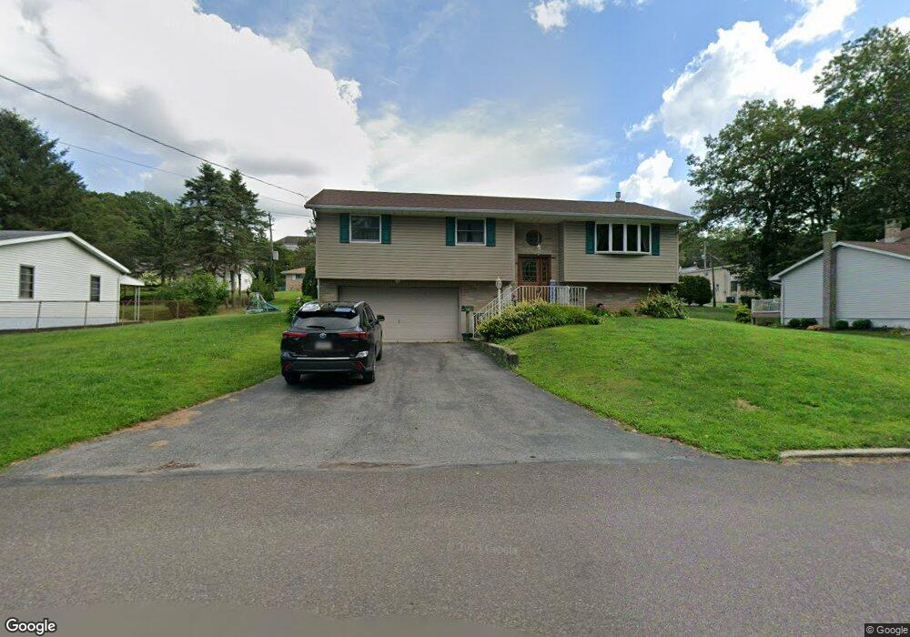 136 Grove St, McAdoo, PA 18237 - photo 1