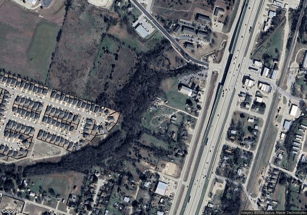 112 Church Ave, Troy, TX 76579 - photo 1