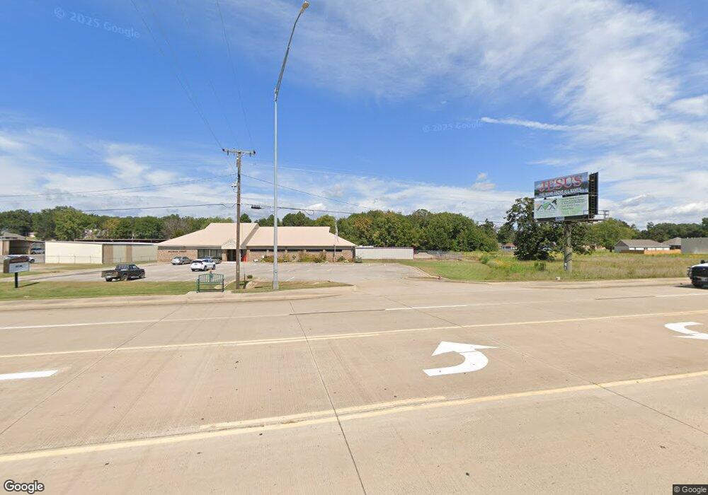 1104 S Hugo St, Muldrow, OK 74948 - photo 1