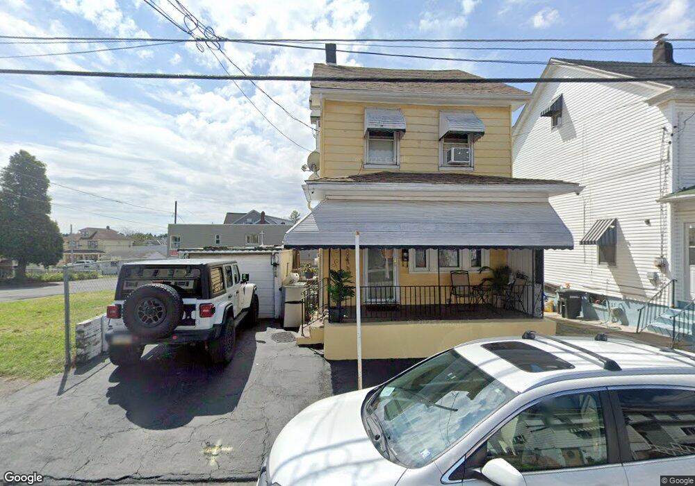 728 N Vine St, Hazleton, PA 18201 - photo 1