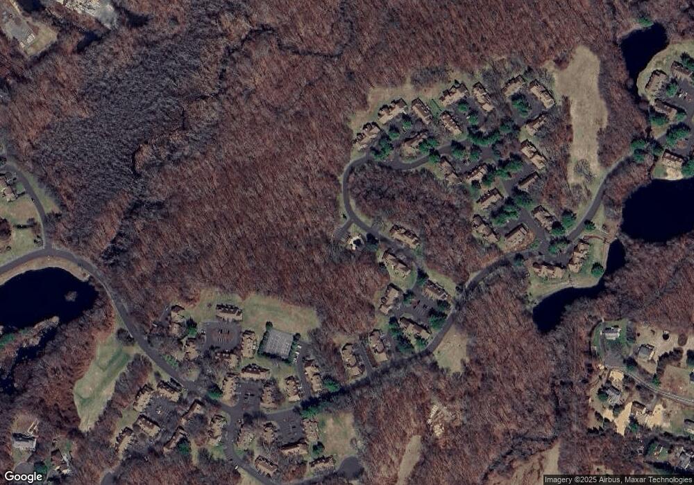 17 Eagle Rock Cir unit 17, Monroe, CT 06468 - photo 1