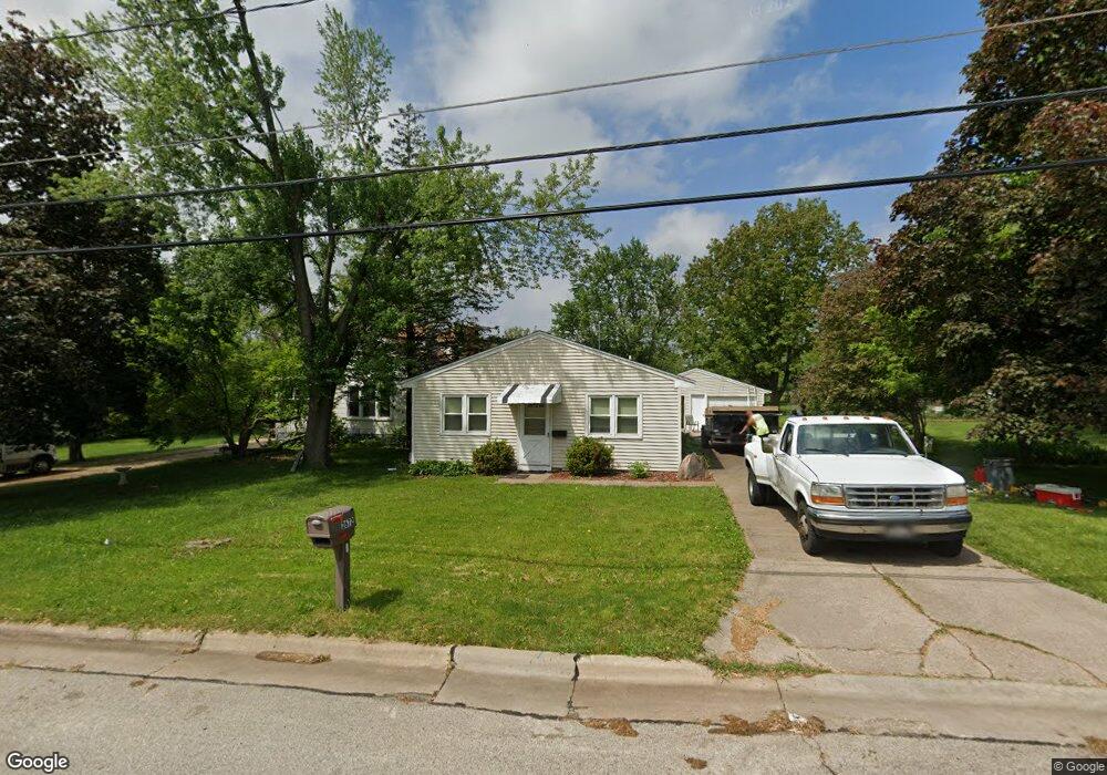 2672 Fruitland Blvd SW, Cedar Rapids, IA 52404 - photo 1