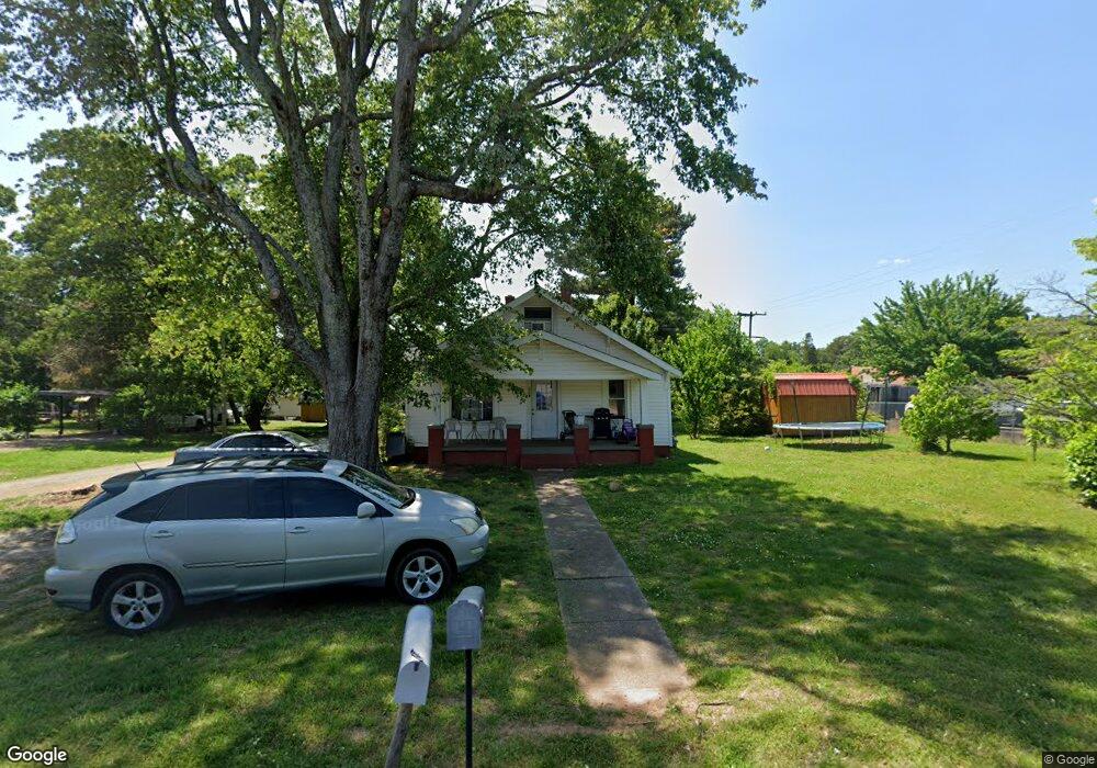 326 23rd St SW, Hickory, NC 28602 - photo 1