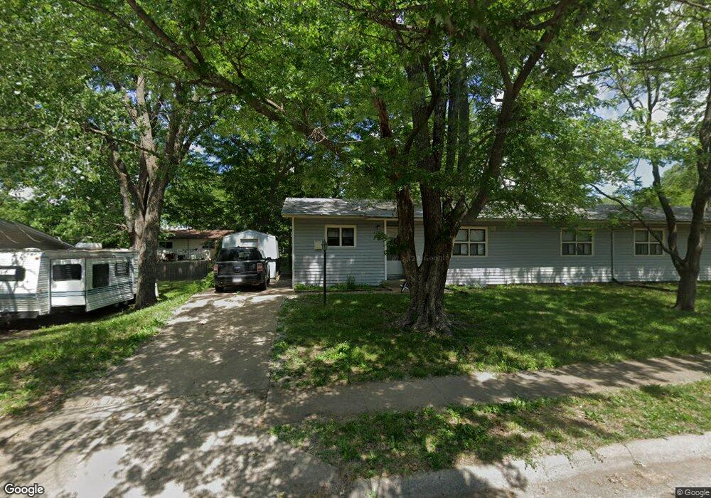 6705 SW Shadyvale Ln, Topeka, KS 66619 - photo 1
