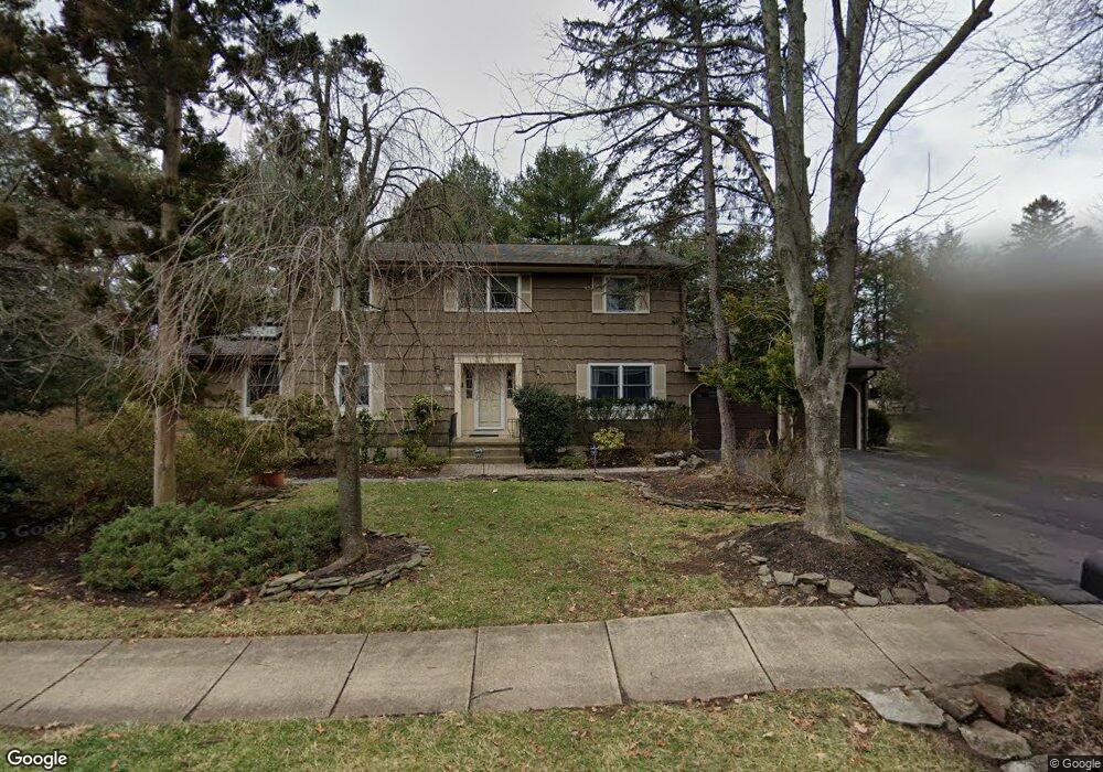 4 Mulberry Ln, Edison, NJ 08820 - photo 1