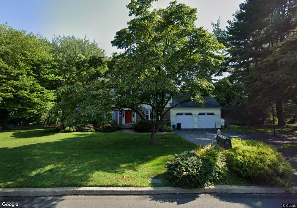 37 Langstoon Ln, Media, PA 19063 - photo 1