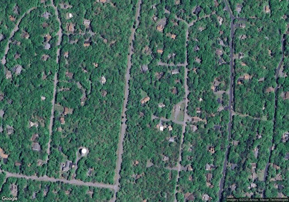 804 Warbler Ct, Blooming Grove Township, PA 18428 - photo 1