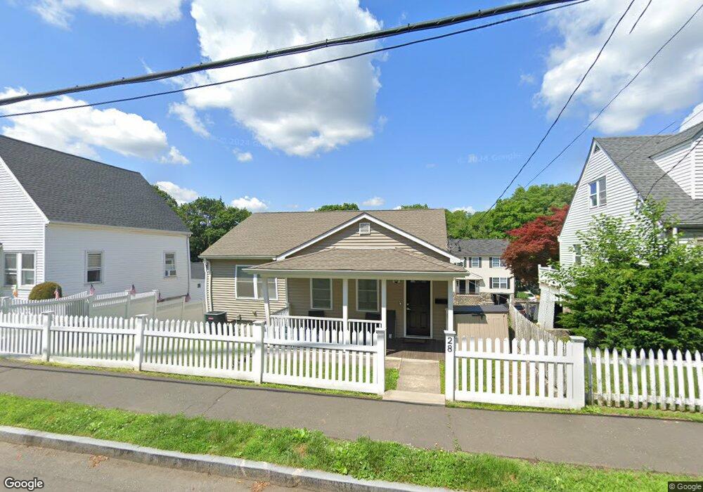 28 Pemberwick Rd, Greenwich, CT 06831 - photo 1