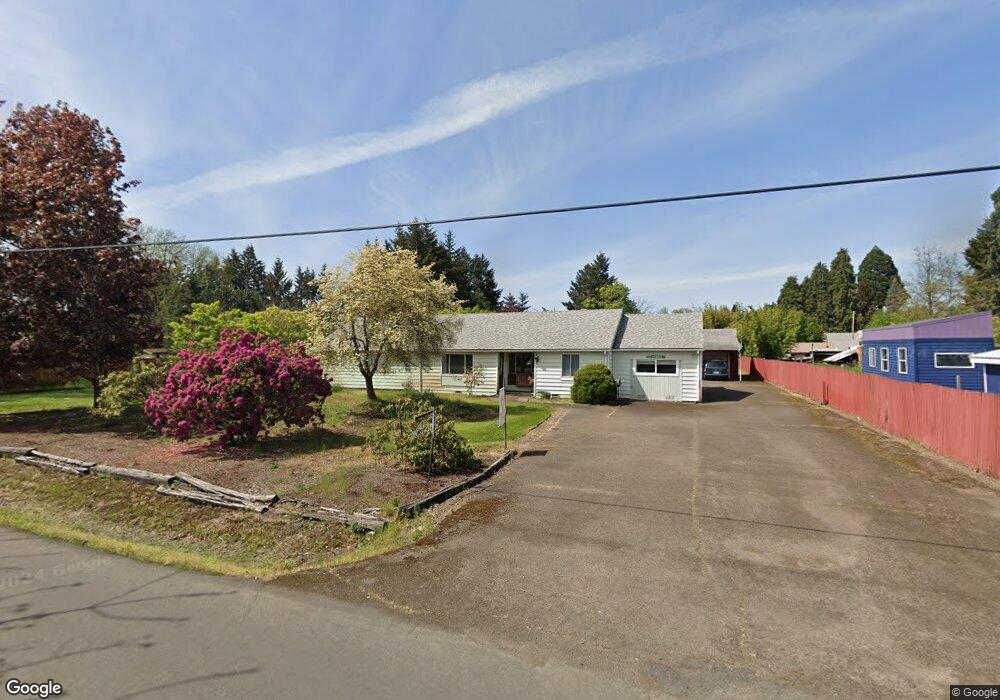 2140 SE Crystal Lake Dr, Corvallis, OR 97333 - photo 1