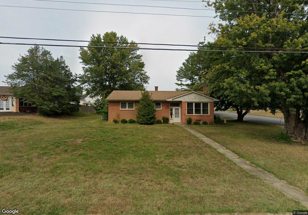 2201 Forest Dr, Waynesboro, VA 22980 - photo 1