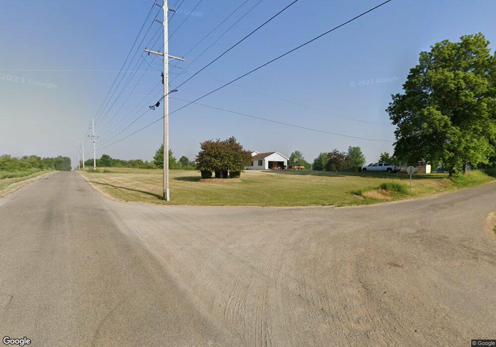 943 S 900 W, Angola, IN 46703 - photo 1