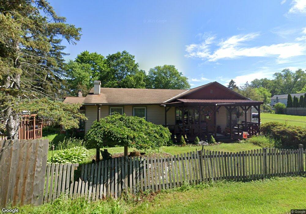 325 Pleasant St, Troy, NY 12182 - photo 1