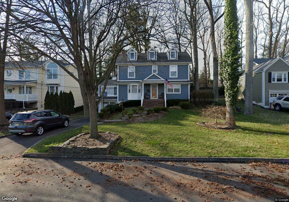 2371 Longfellow Ave, Scotch Plains, NJ 07076 - photo 1