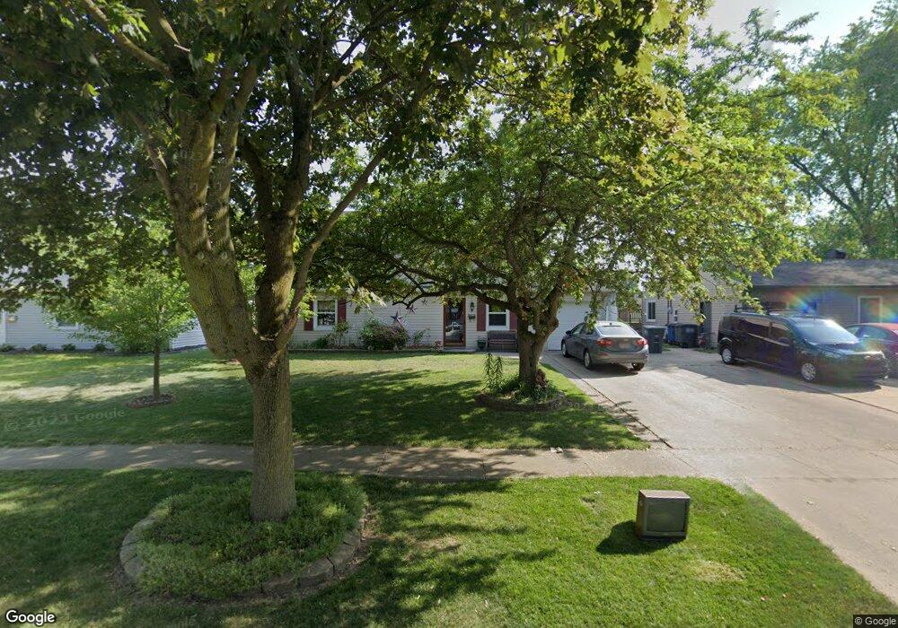 1725 E Benwick Rd, Toledo, OH 43613 - photo 1