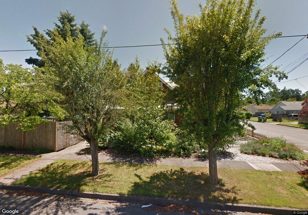 214 W 4th St, Newberg, OR 97132 - photo 1