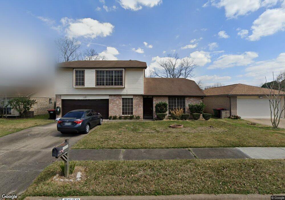 7530 Stone Pine Ln, Houston, TX 77041 - photo 1