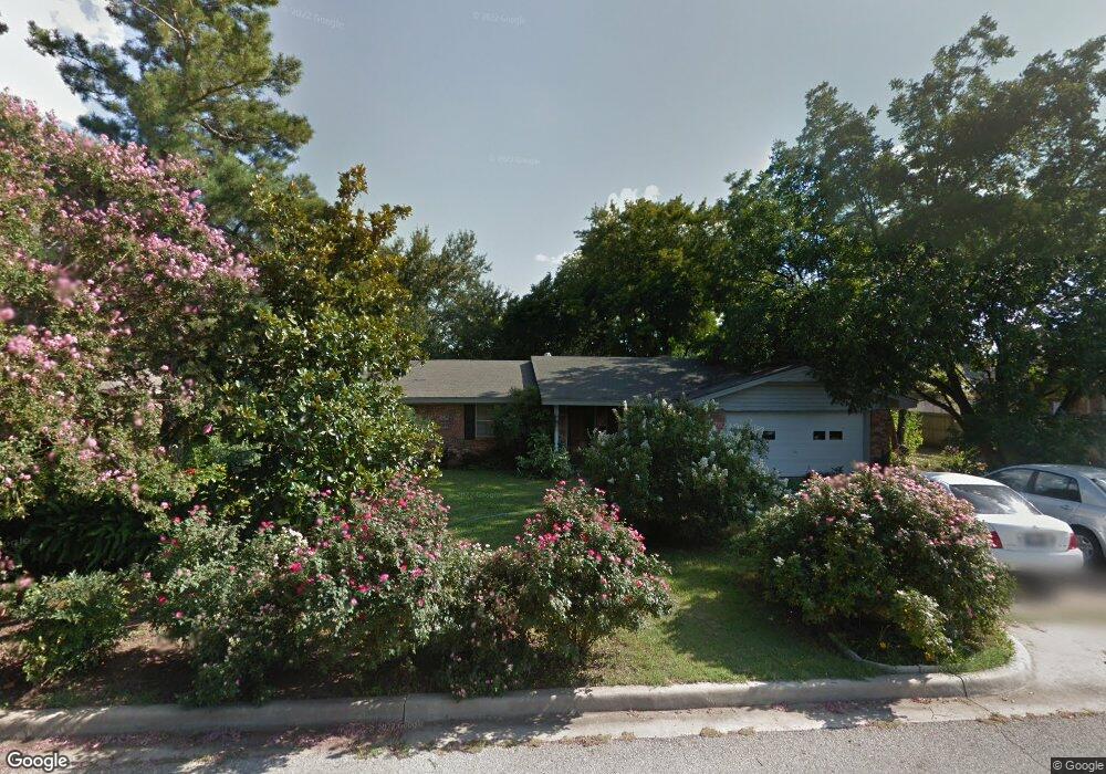 1924 Mockingbird Ln, Ardmore, OK 73401 - photo 1