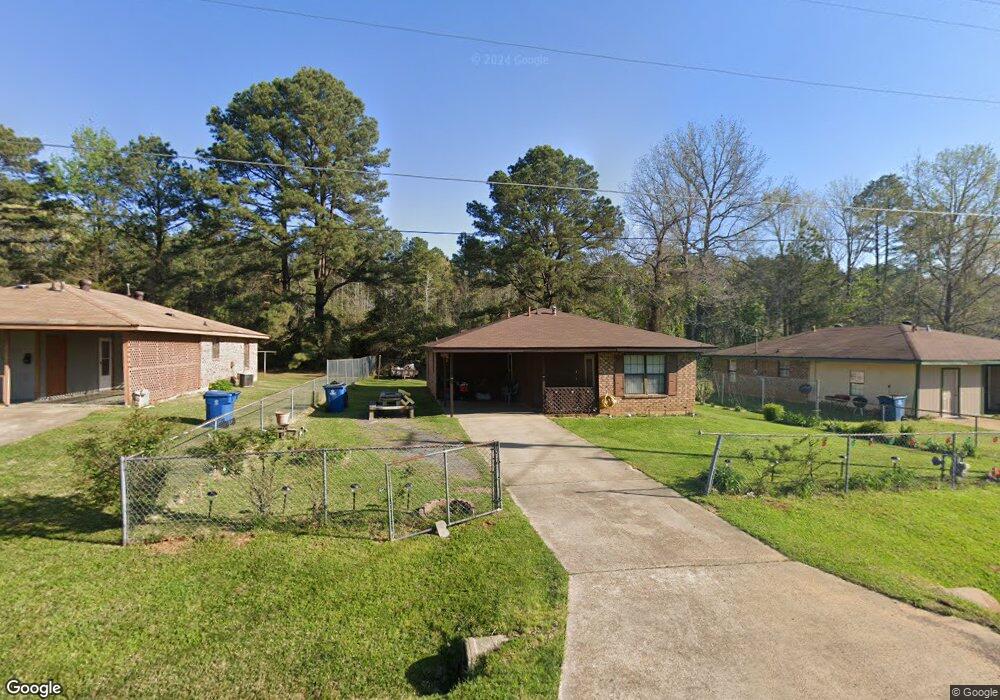 708 Jackson St, Vivian, LA 71082 - photo 1