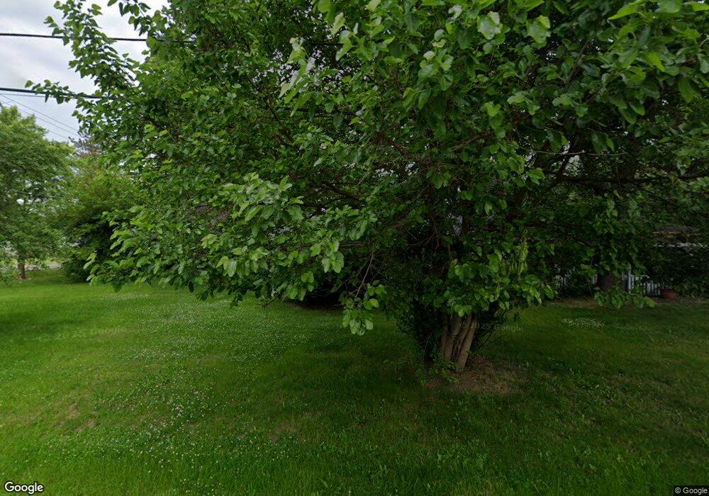 1260 Gilbert St, Flint, MI 48532 - photo 1