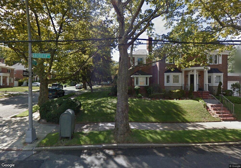 19016 Aberdeen Rd, Hollis, NY 11423 - photo 1