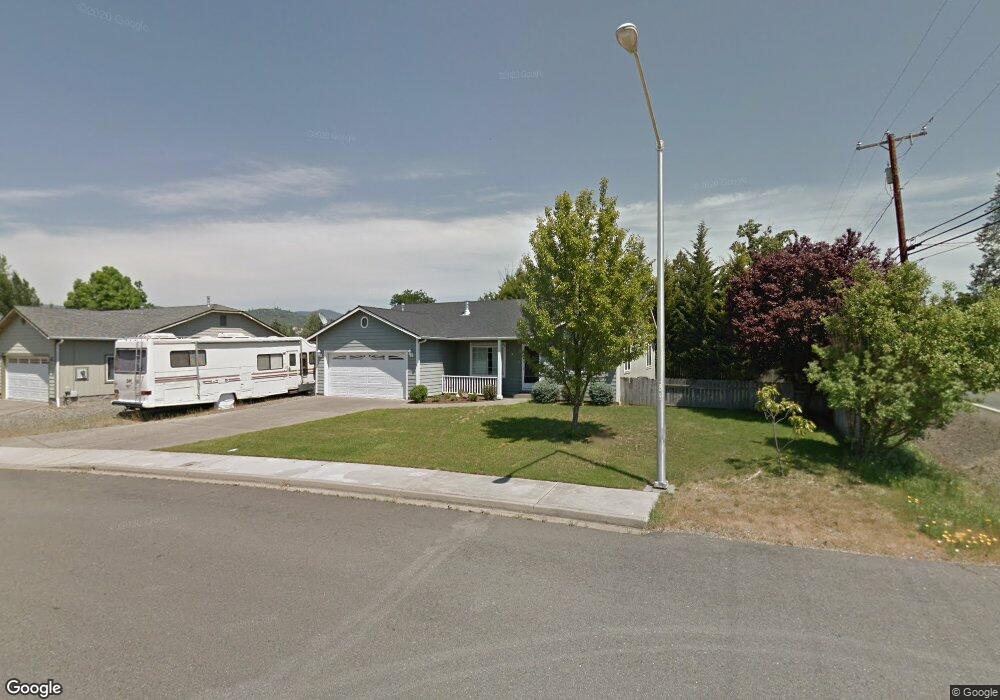 985 Skylark Ln, Grants Pass, OR 97527 - photo 1