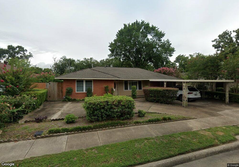 5413 W 43rd St, Houston, TX 77092 - photo 1