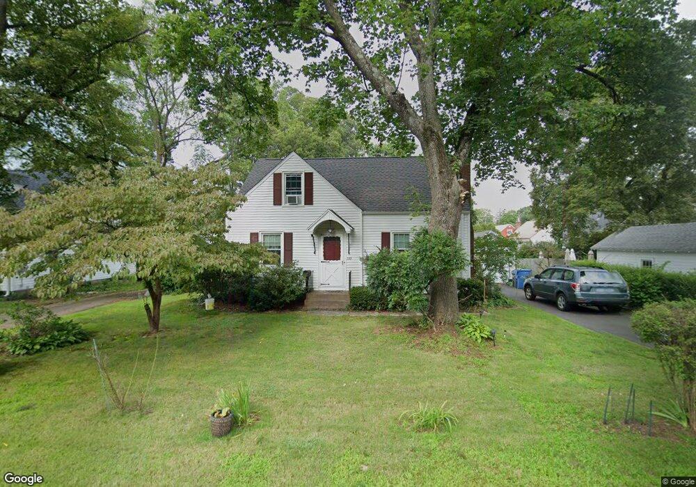 132 Avondale Rd, Manchester, CT 06042 - photo 1